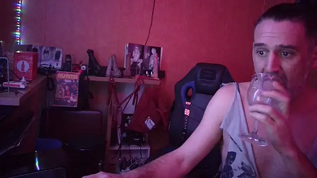 Lia Y PatrickX online show from 12.08.24