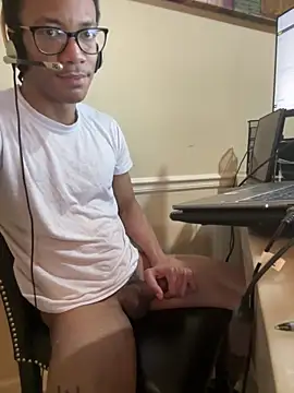 Snapshot of PlaywithSnM chatting on 03.09.26 PlaywithSnM online show from 03.09.26