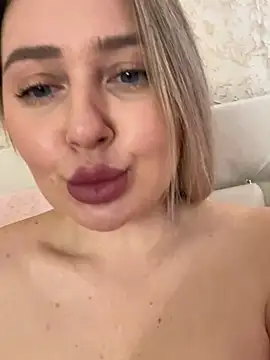 LadyLolyPop  online show from 02.26.25