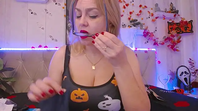 LadyJeen online show from 11.01.25