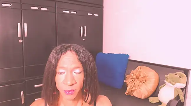 ebonyts online show from 02.10.25