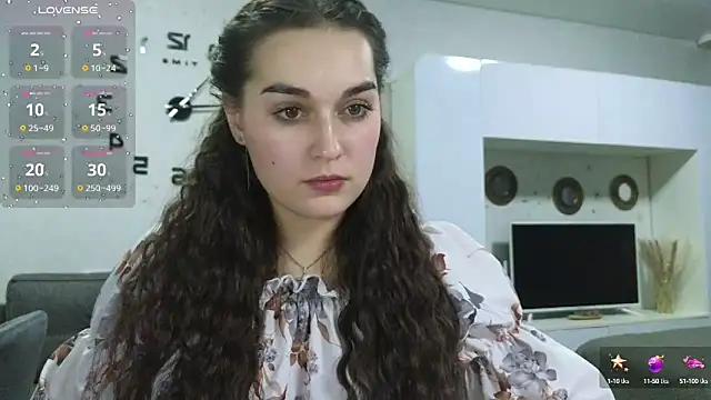 Snapshot of me_lissa_sun13 chatting on 12.12.24 me lissa sun13 online show from 12.12.24