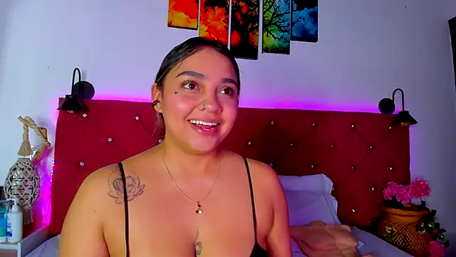 Abril Gomez06 online show from 10.19.25