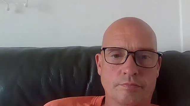 mrtickle0025 online show from 06.10.26