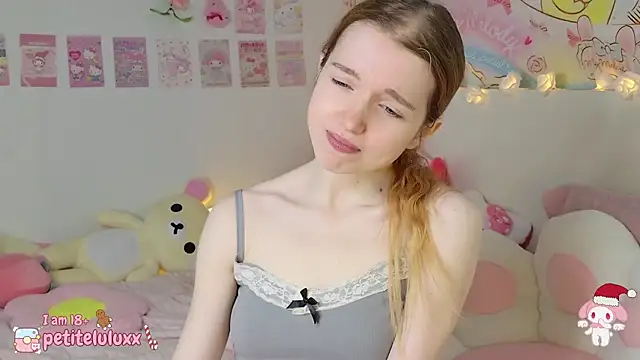 petiteluluxx online show from 12.21.24