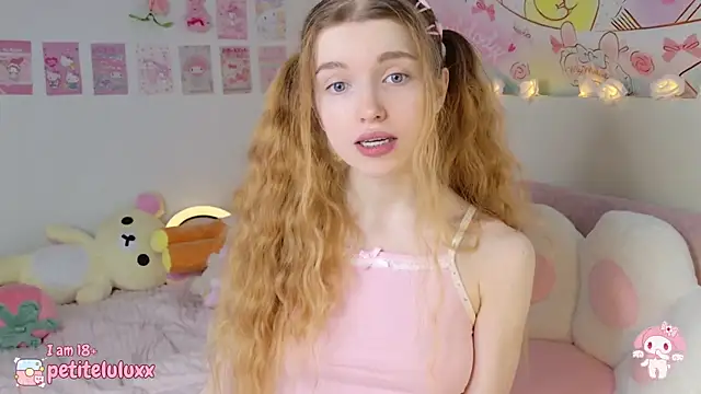petiteluluxx online show from 01.05.25