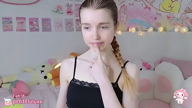 petiteluluxx online show from 01.27.25