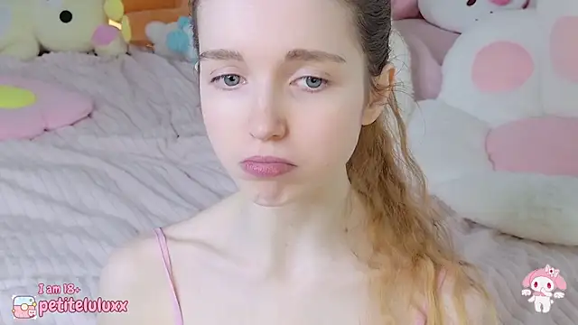 petiteluluxx online show from 02.11.25