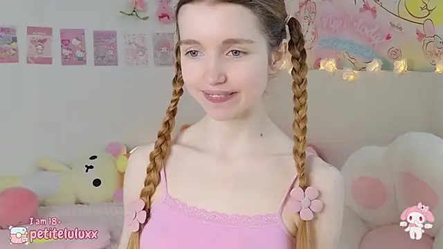 petiteluluxx online show from 02.16.25