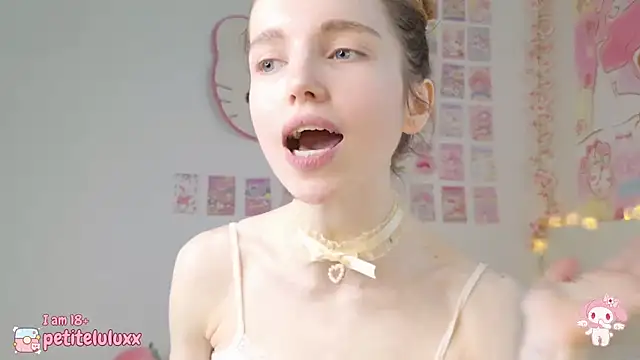 petiteluluxx online show from 03.12.25