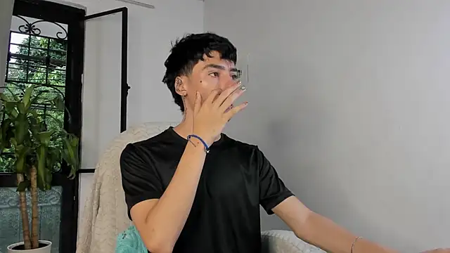 sebas rose online show from 10.17.25