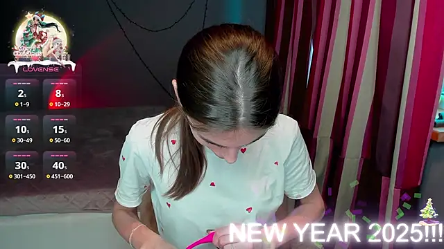 Snapshot of EmmyGreans chatting on 01.02.25 EmmyGreans online show from 01.02.25