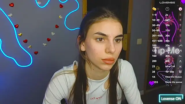 Snapshot of EmmyGreans chatting on 03.13.25 EmmyGreans online show from 03.13.25