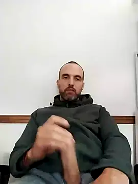 leon3875 online show from 12.17.24