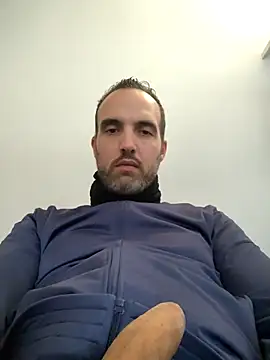 leon3875 online show from 10.17.25