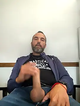 leon3875 online show from 02.06.26