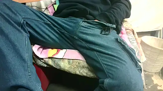 Giulio35 Pika online show from 12.08.24