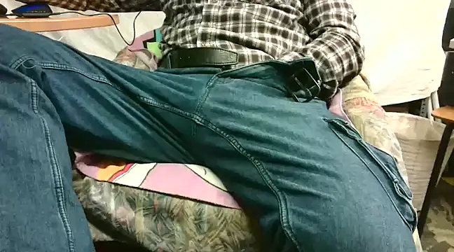 Giulio35 Pika online show from 12.22.24