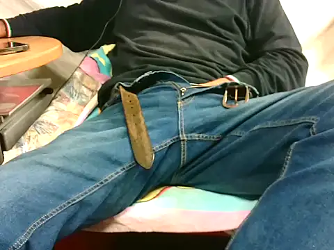 Giulio35 Pika online show from 10.15.25