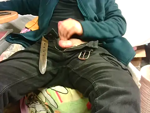 Giulio35 Pika online show from 11.30.25