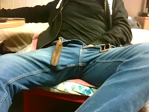 Giulio35 Pika online show from 02.15.26