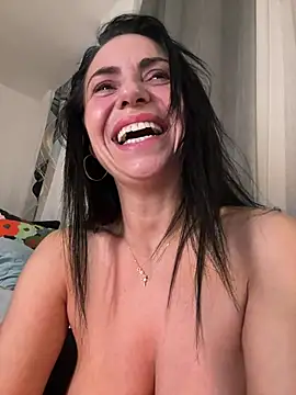 KimKelly13 online show from 01.27.25