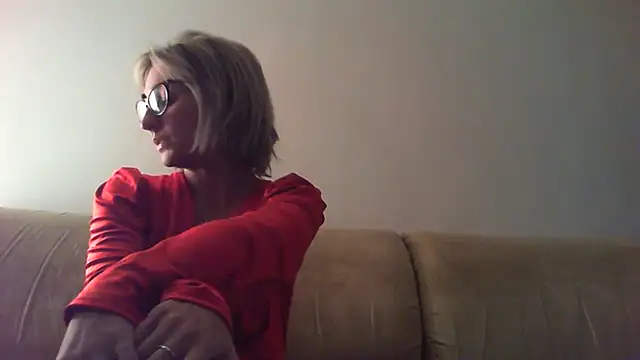 sexy blondie92 online show from 01.16.25