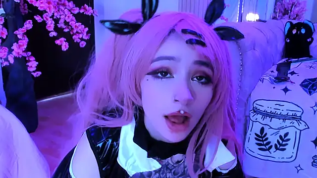 Snapshot of zephirahabney chatting on 02.02.25 zephirahabney online show from 02.02.25