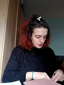 Snapshot of LadyMinnie chatting on 10.26.25 LadyMinnie online show from 10.26.25