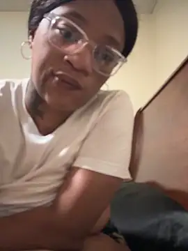 Snapshot of KiDaBrat chatting on 04.07.26 KiDaBrat online show from 04.07.26