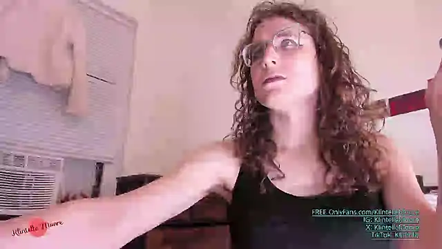 klintellemoore online show from 03.10.25