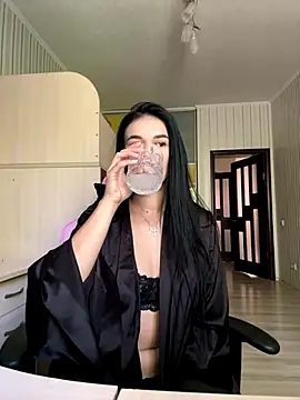 Snapshot of Julietta_a chatting on 09.22.25 Julietta a online show from 09.22.25