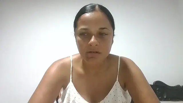 GiveLove1 online show from 11.02.25