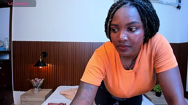 chanel brunette online show from 02.13.25