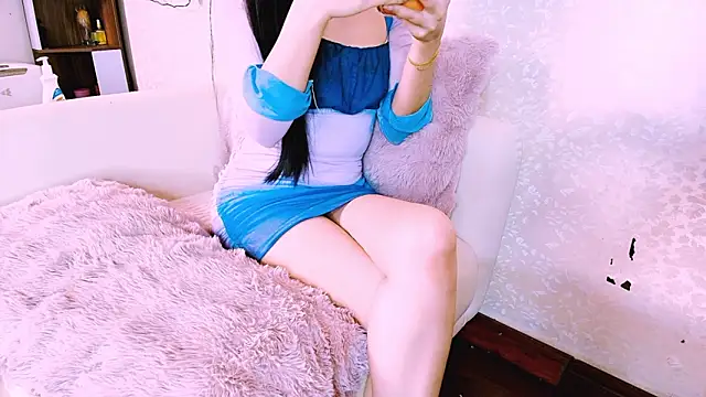 Snapshot of Lee_Mi chatting on 02.04.26 Lee Mi online show from 02.04.26