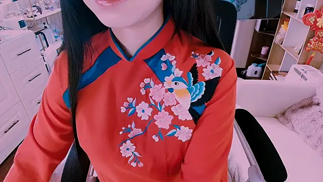 Snapshot of Lee_Mi chatting on 02.16.26 Lee Mi online show from 02.16.26