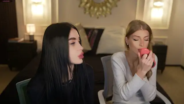 Snapshot of Tina_Breeze chatting on 02.16.26 Tina Breeze online show from 02.16.26