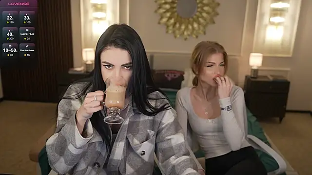 Snapshot of Tina_Breeze chatting on 03.10.26 Tina Breeze online show from 03.10.26