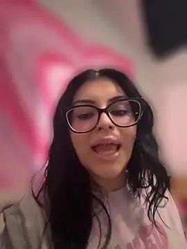 ThickerThanYoBitch online show from 06.05.26