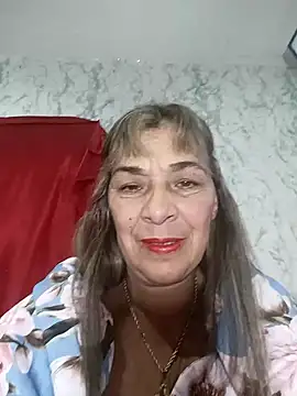 Snapshot of biancchi chatting on 12.08.24 biancchi online show from 12.08.24
