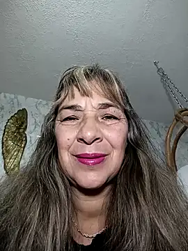 Snapshot of biancchi chatting on 12.24.24 biancchi online show from 12.24.24
