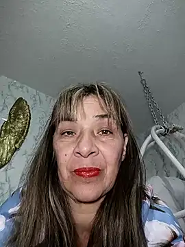 Snapshot of biancchi chatting on 01.18.25 biancchi online show from 01.18.25