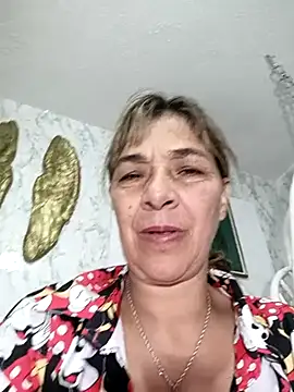 Snapshot of biancchi chatting on 02.16.25 biancchi online show from 02.16.25