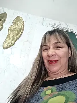 Snapshot of biancchi chatting on 02.28.25 biancchi online show from 02.28.25