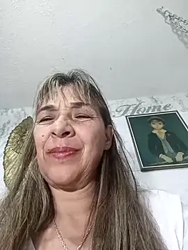 Snapshot of biancchi chatting on 03.05.25 biancchi online show from 03.05.25