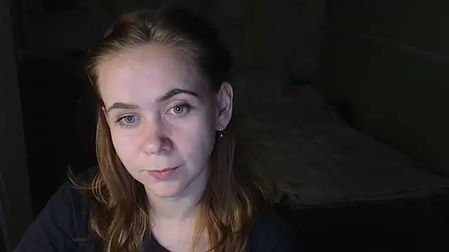 Riley Roo online show from 12.16.25