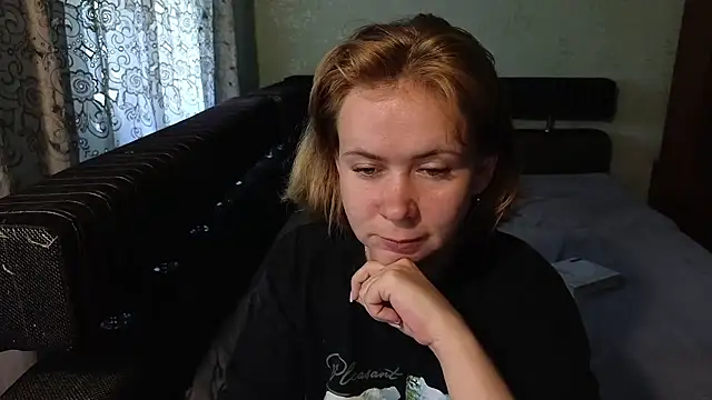 Riley Roo online show from 07.07.26
