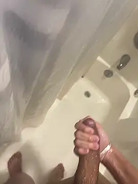 Snapshot of Joaquinp2023 chatting on 12.10.24 Joaquinp2023 online show from 12.10.24