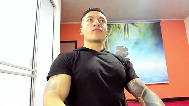 Snapshot of aquiles_51 chatting on 02.17.26 aquiles 51 online show from 02.17.26