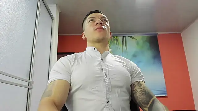 Snapshot of aquiles_51 chatting on 02.21.26 aquiles 51 online show from 02.21.26